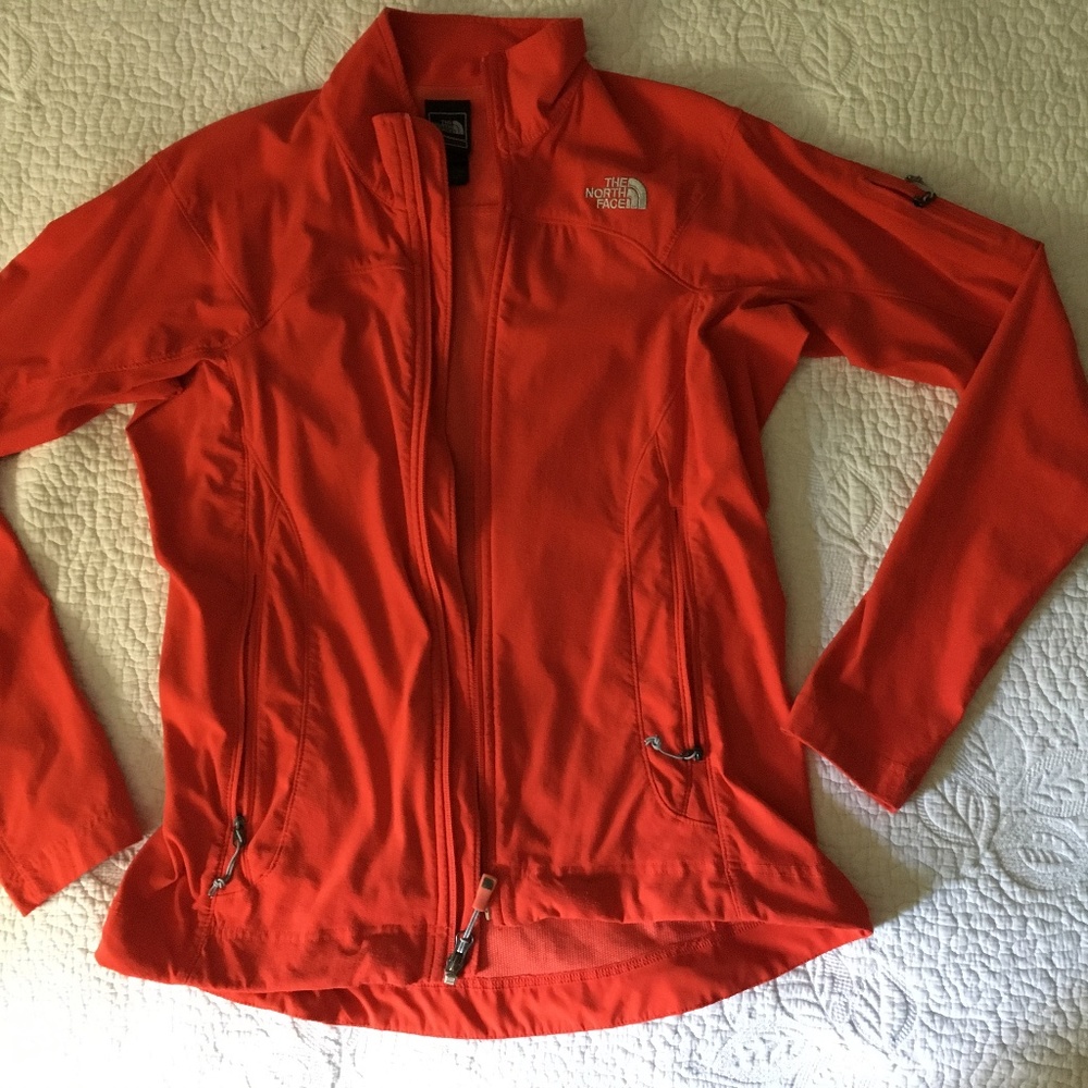 North Face Soft Shell Jacket (size L), Red